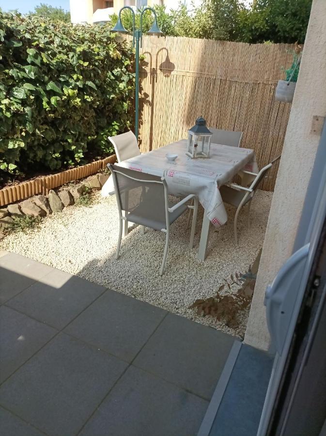 Escapade Cocooning Residence Avec Piscine/Tennis Frejus Bagian luar foto